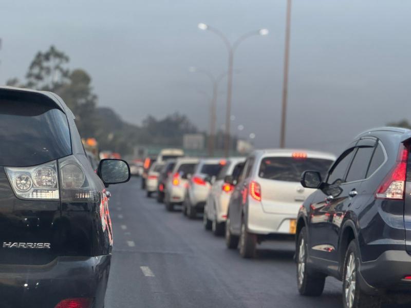Huge traffic snarl-up along Thika Road.